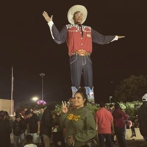 Meet your Posher, Vanessa